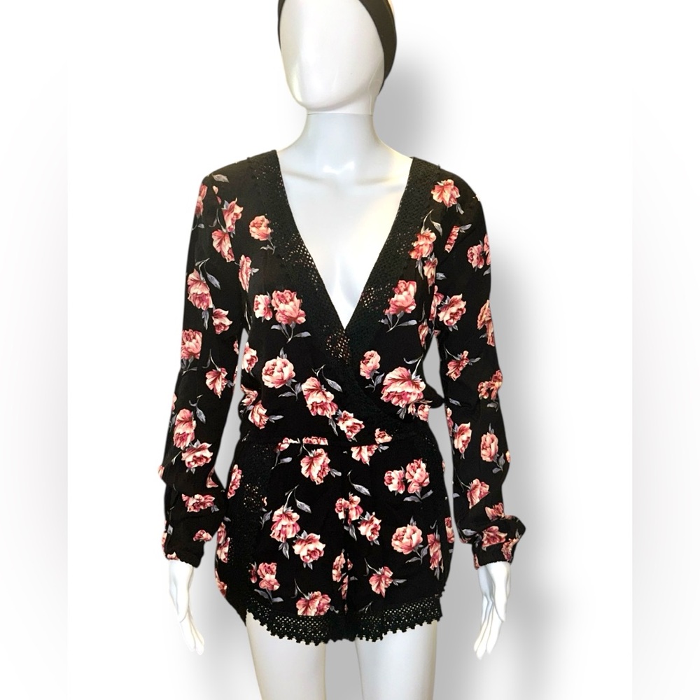 NWT Band of Gypsies • Romper, Long Sleeve, Black with Pink Roses, Medium